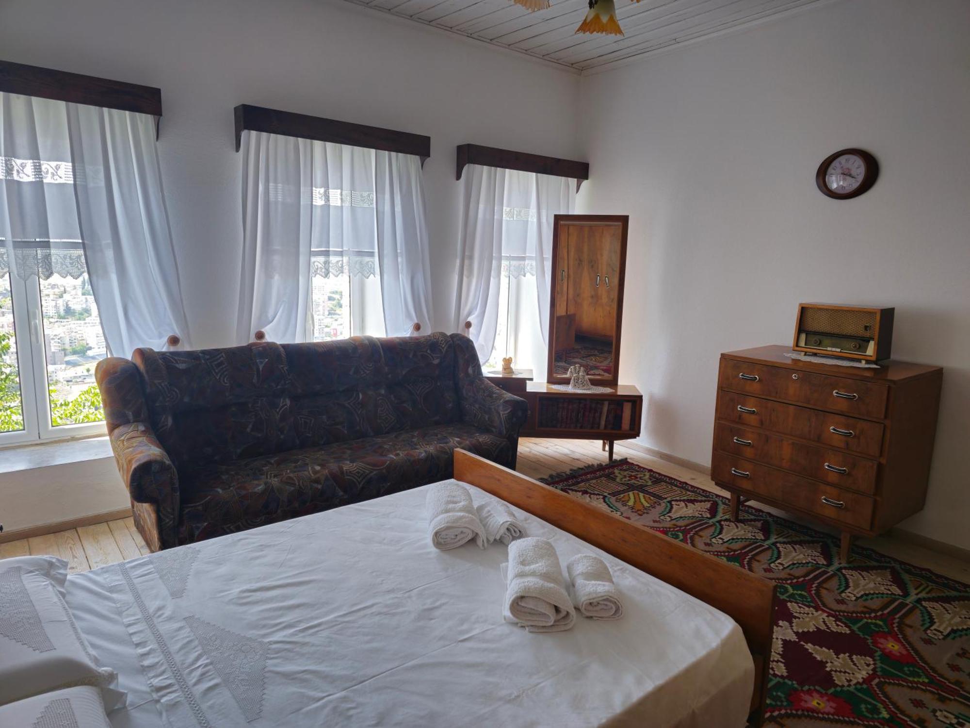 Traditional House Shapllo Gjirokastër Pokoj fotografie